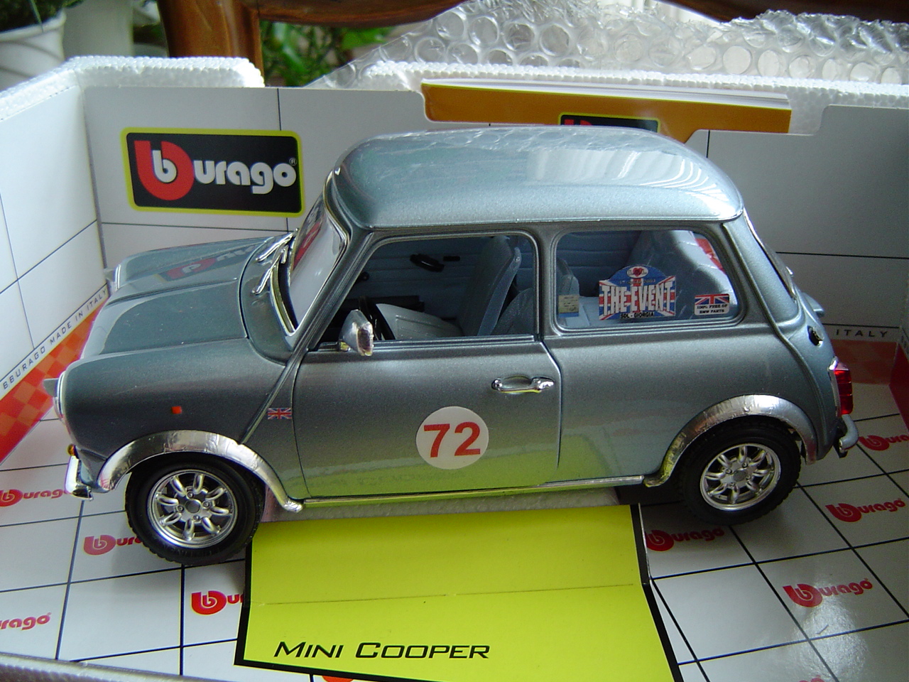 Mini Mayfair (1987)